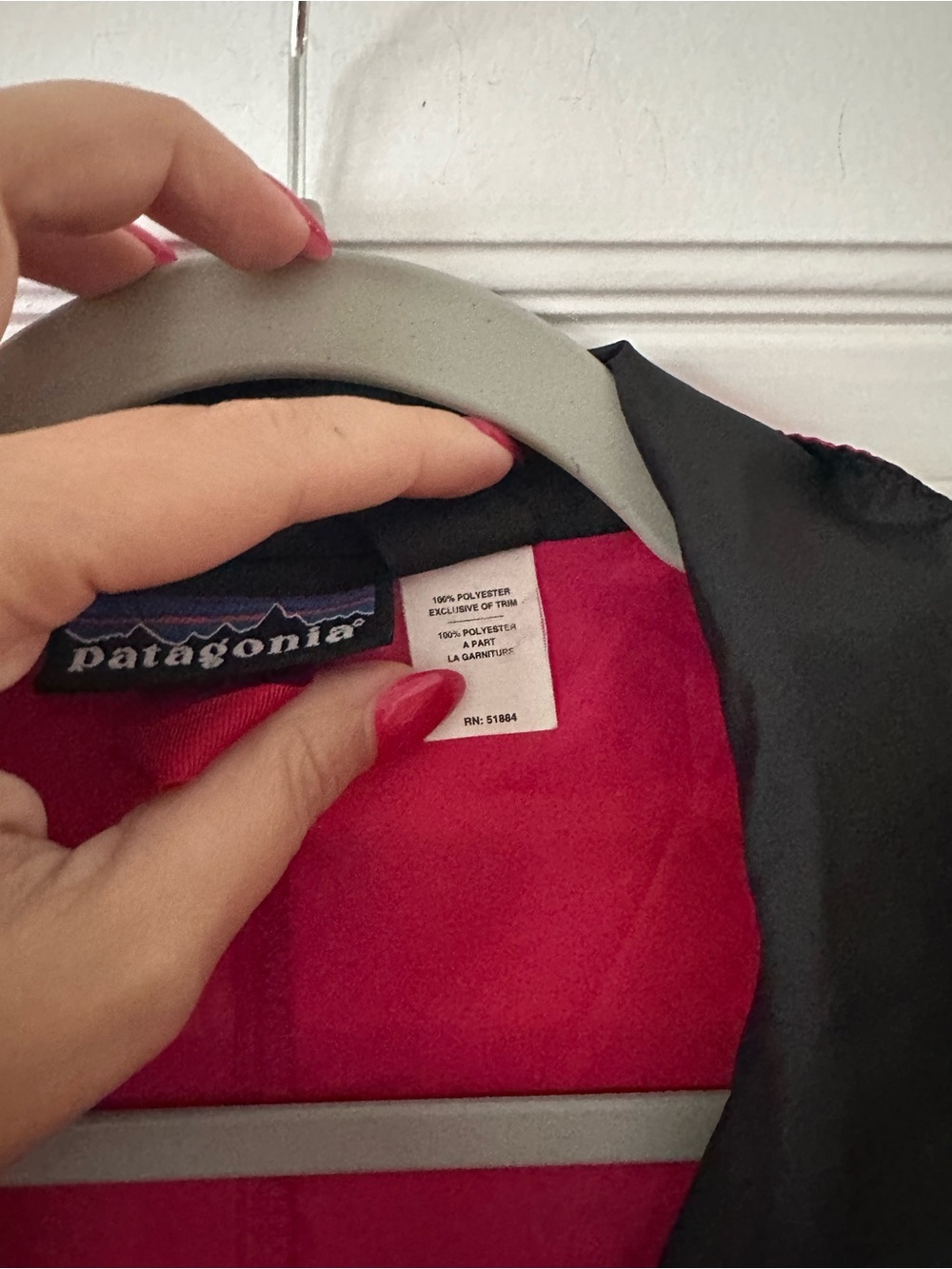 Vintage Patagonia Lightweight Windbreaker Jacket — Size L — red - Picture 3 of 6